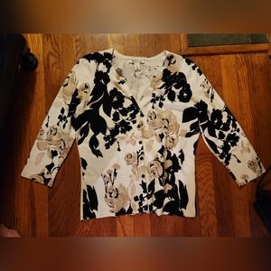 WHBM floral snap front v-neck cardigan